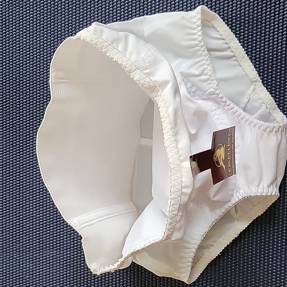 NWT 3 pairs Maternity Panties / Underwear w/ Back & Tummy Support - Picture 4 of 6